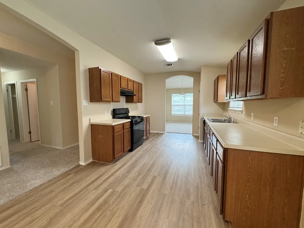 209 Katy B Lane Bastrop, TX 78602