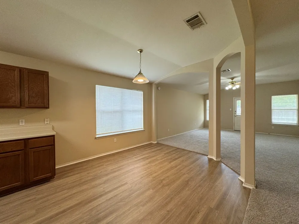 209 Katy B Lane Bastrop, TX 78602