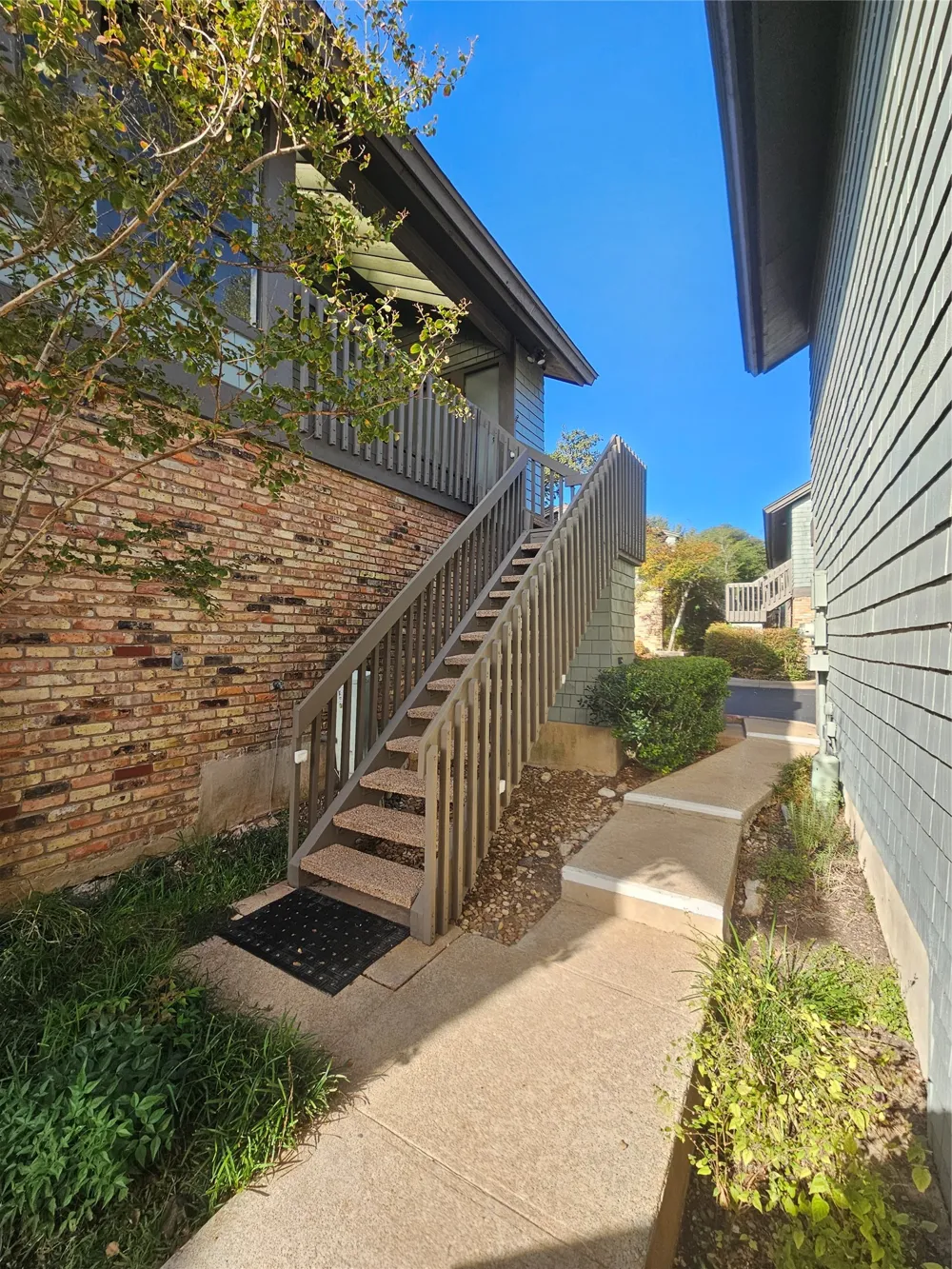 7122 Wood Hollow Drive #22 Austin, TX 78731