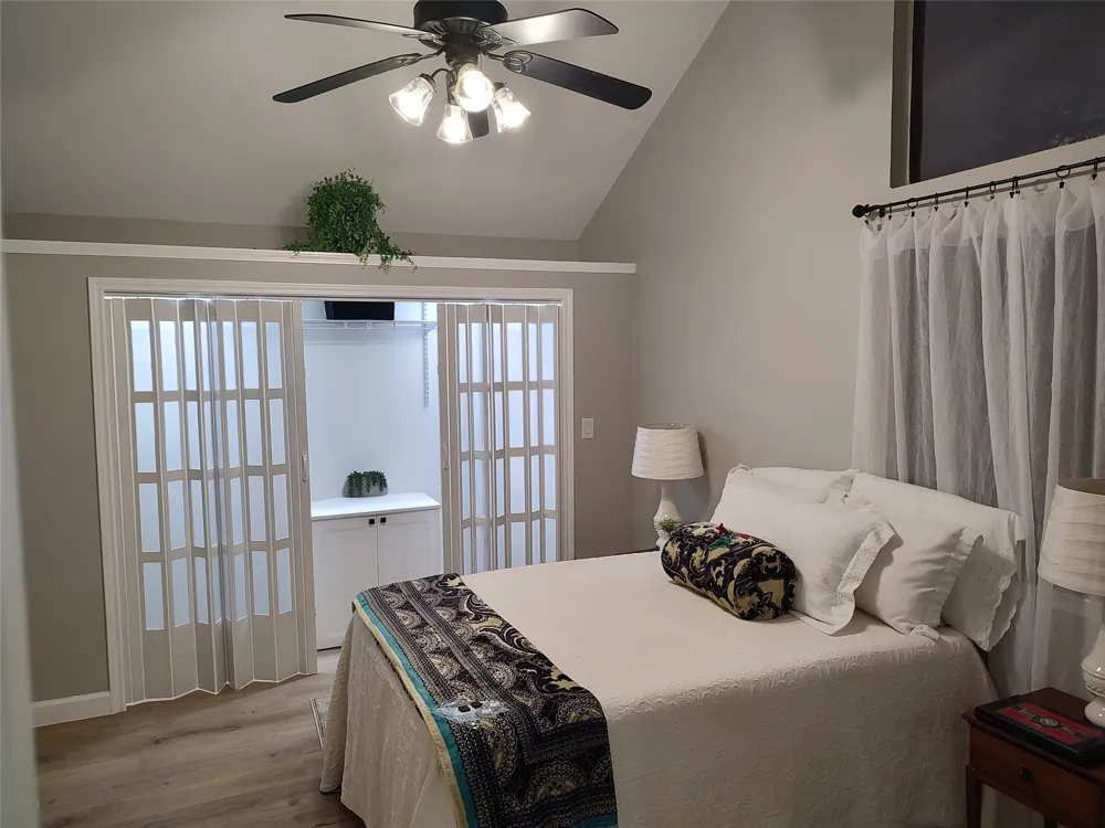 7122 Wood Hollow Drive #22 Austin, TX 78731