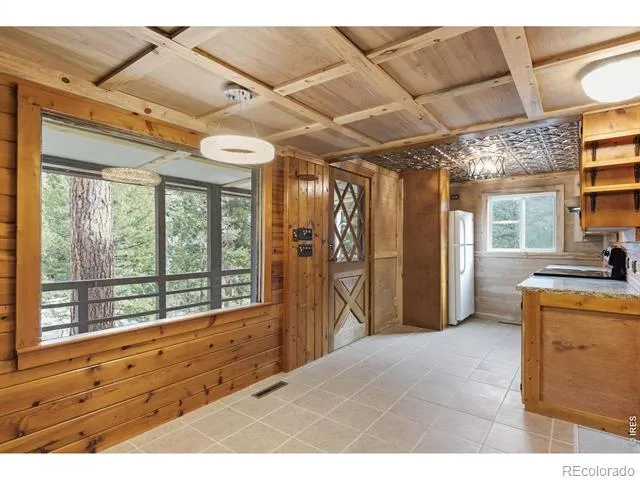124 Big Pine Lane Drake, CO 80515
