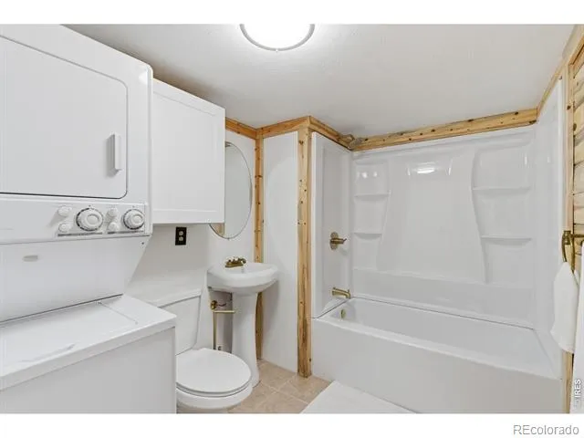 124 Big Pine Lane Drake, CO 80515