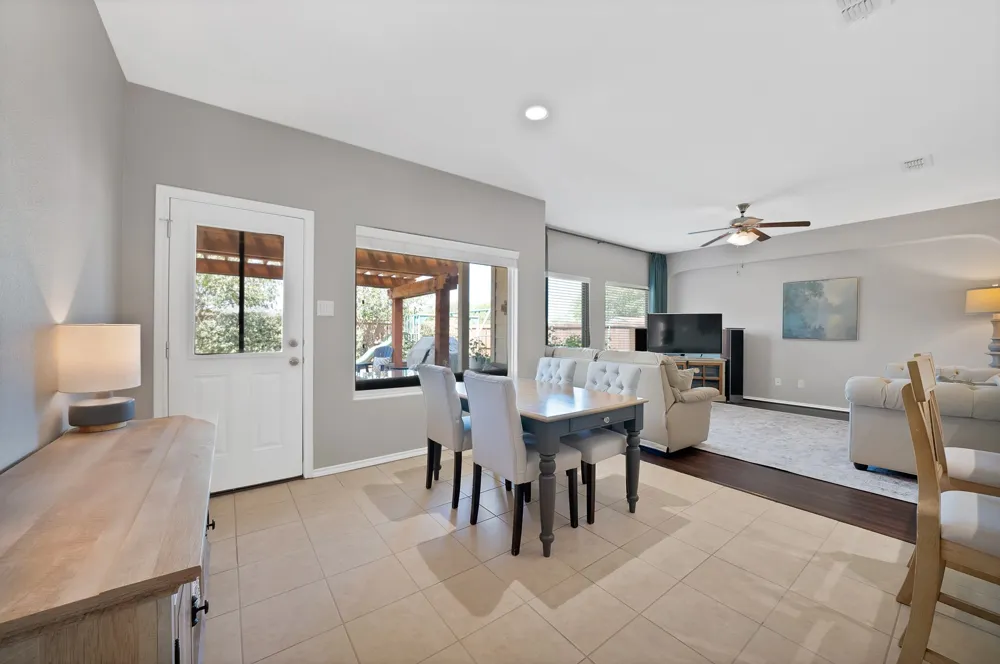 9644 Willow Branch Way Fort Worth, TX 76036