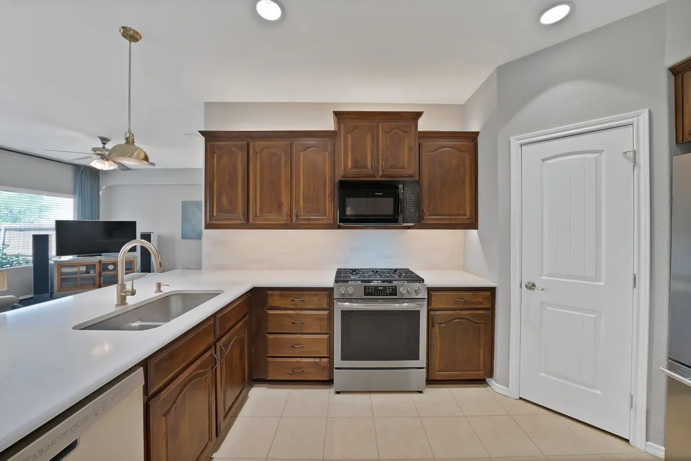 9644 Willow Branch Way Fort Worth, TX 76036