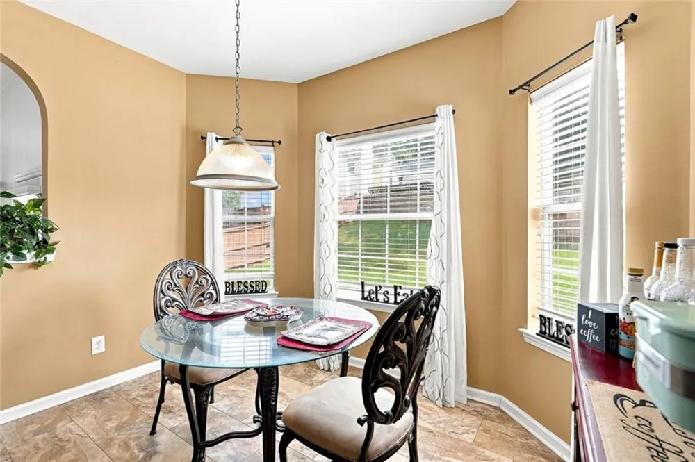 2162 Poplar Falls Avenue Lithonia, GA 30058