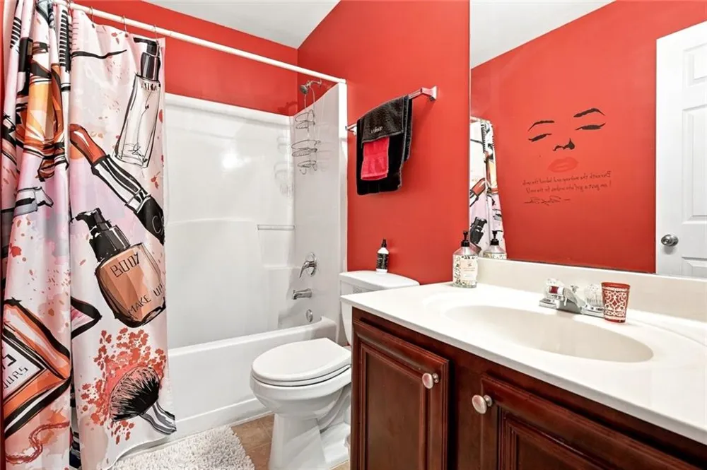 2162 Poplar Falls Avenue Lithonia, GA 30058