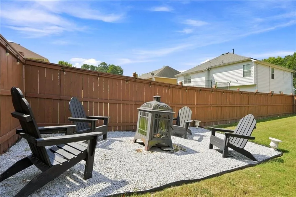 2162 Poplar Falls Avenue Lithonia, GA 30058