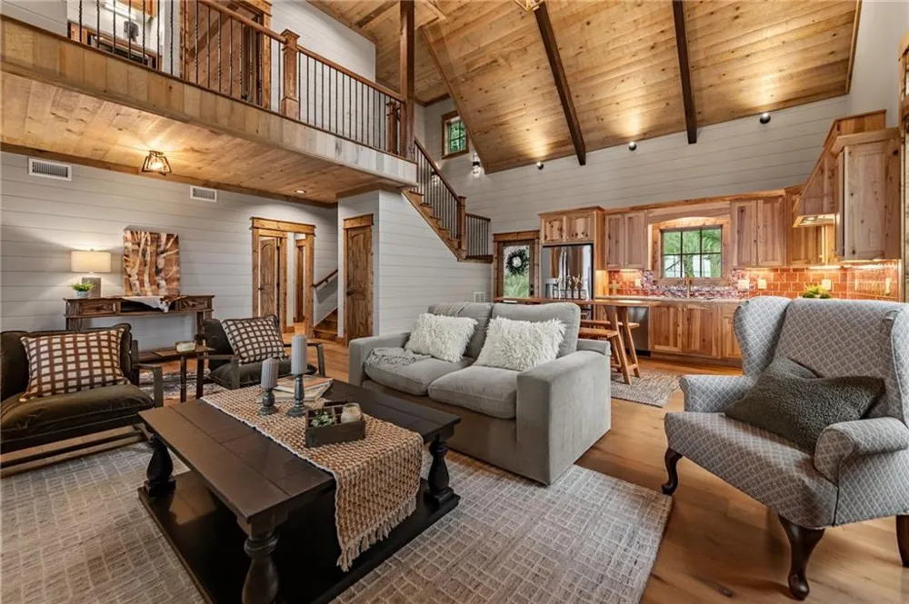 380 Utana Bluffs Trail Ellijay, GA 30540