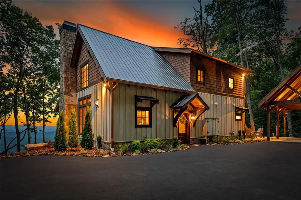 380 Utana Bluffs Trail Ellijay, GA 30540