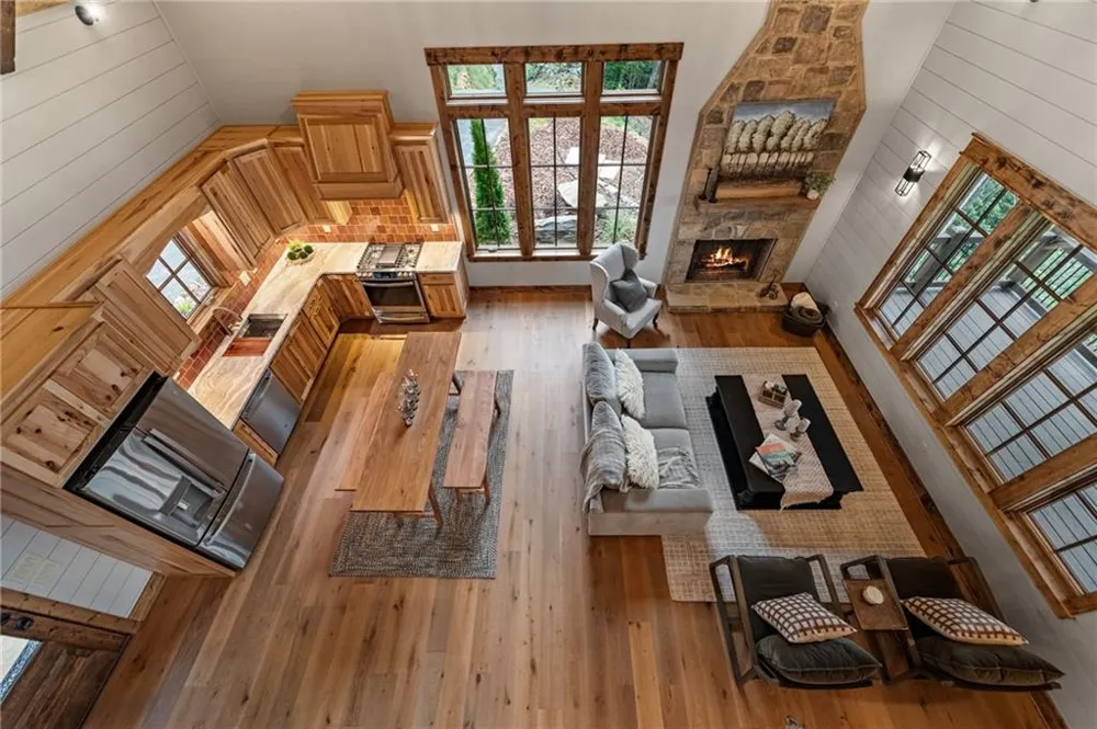 380 Utana Bluffs Trail Ellijay, GA 30540