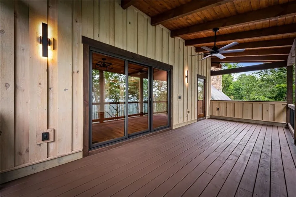 380 Utana Bluffs Trail Ellijay, GA 30540