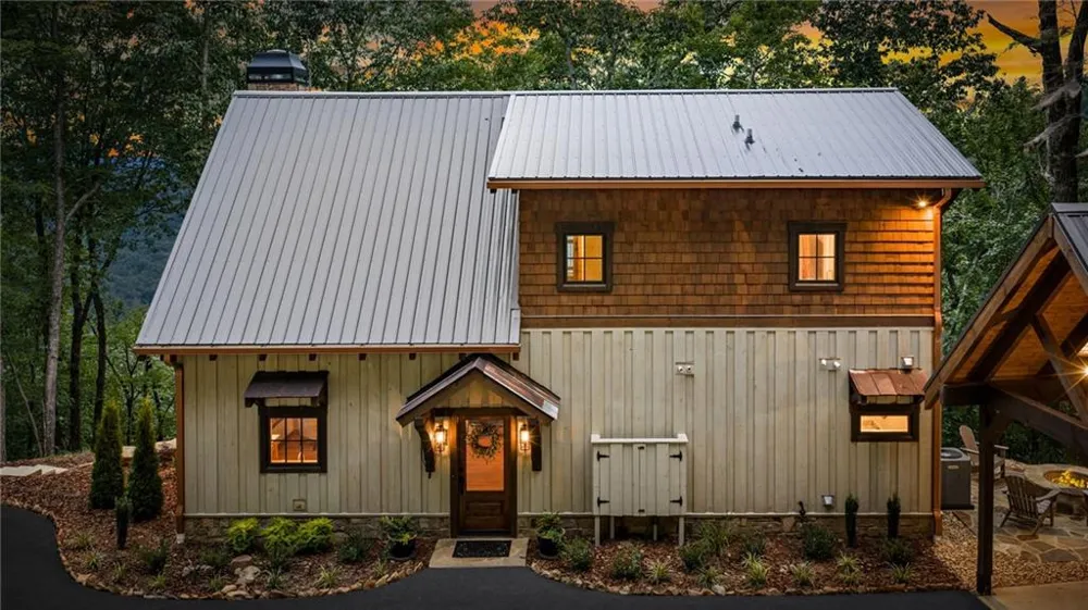380 Utana Bluffs Trail Ellijay, GA 30540