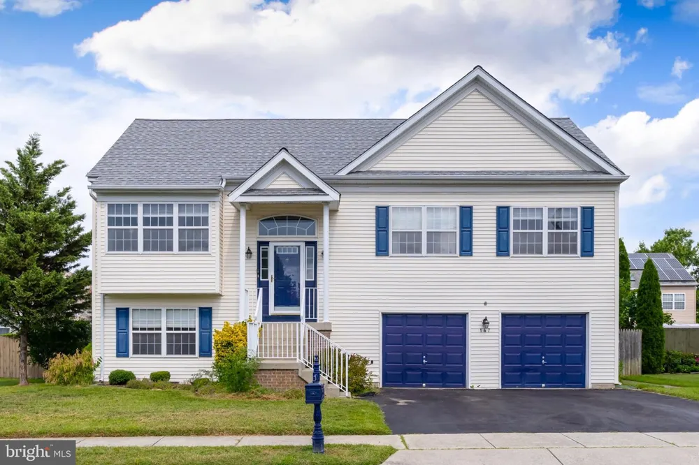 147 TRADEWINDS DRIVE Mount Royal, NJ 08061