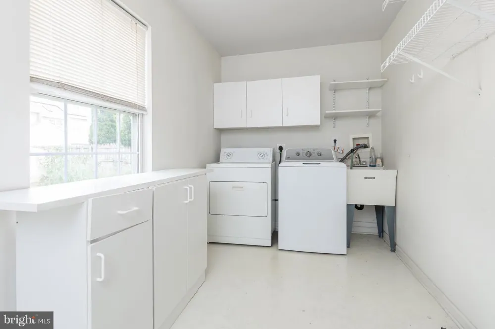147 TRADEWINDS DRIVE Mount Royal, NJ 08061