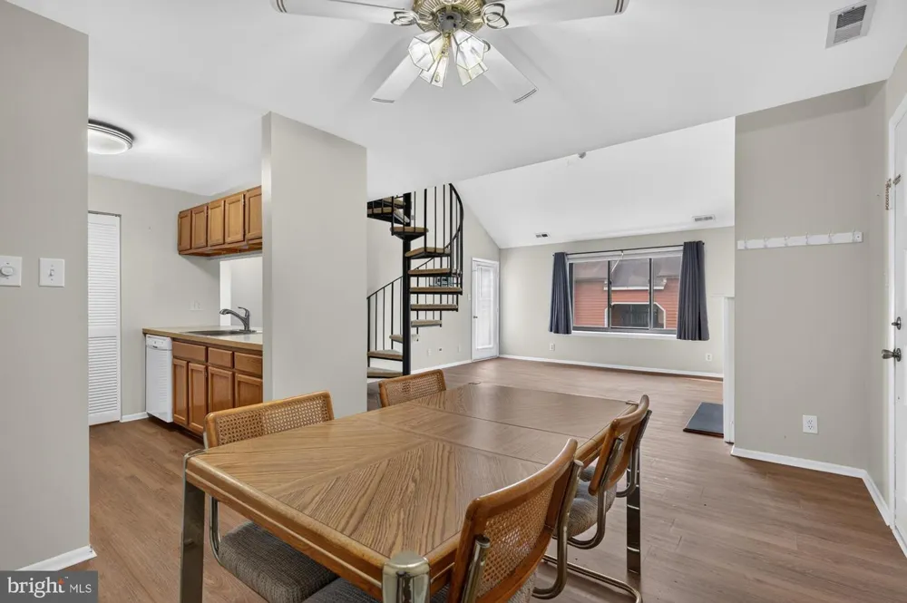2215 DURHAM COURT Mount Laurel, NJ 08054
