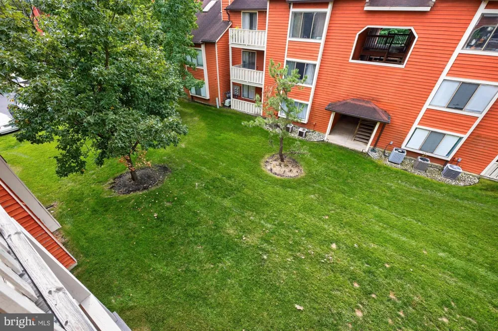 2215 DURHAM COURT Mount Laurel, NJ 08054