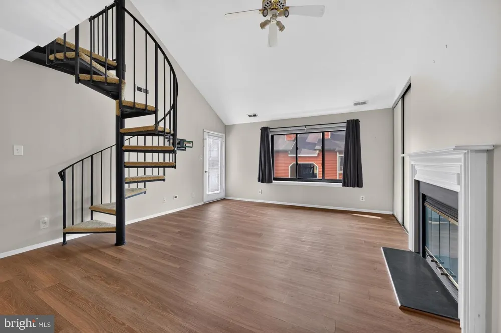 2215 DURHAM COURT Mount Laurel, NJ 08054