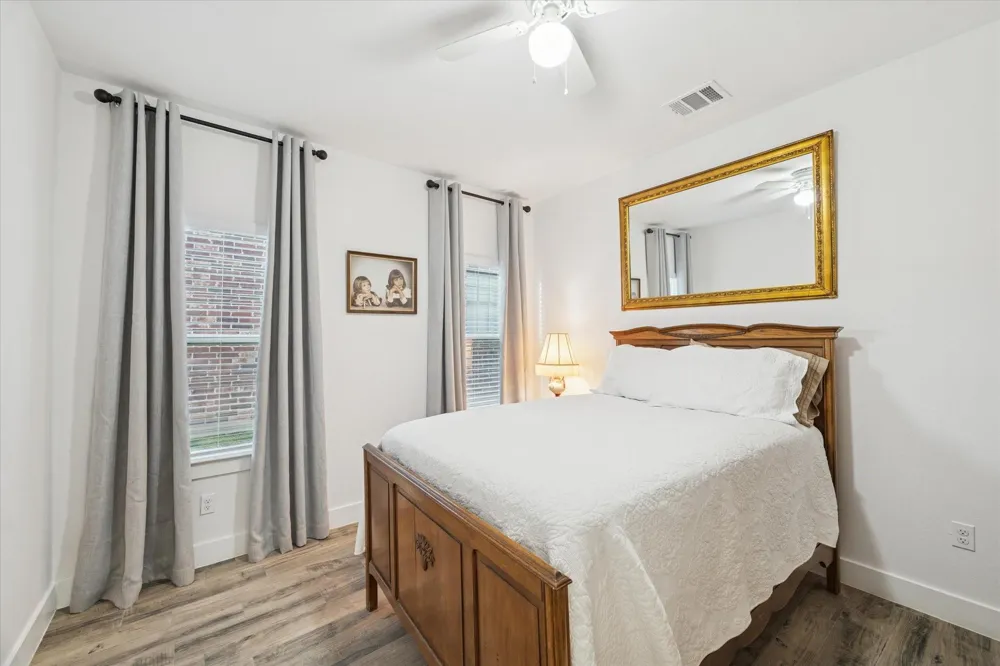 203 Hampton Glen Road Montgomery, TX 77356
