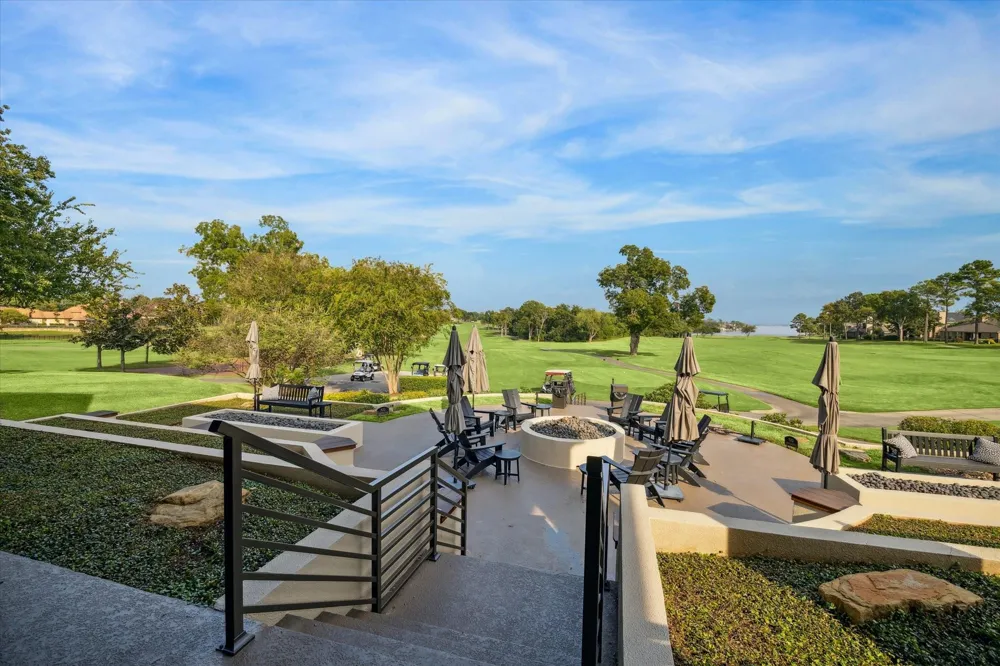 203 Hampton Glen Road Montgomery, TX 77356