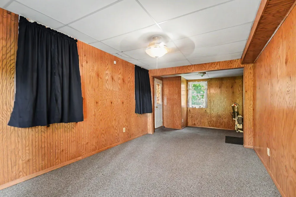 21648 E US-12 Edwardsburg, MI 49112