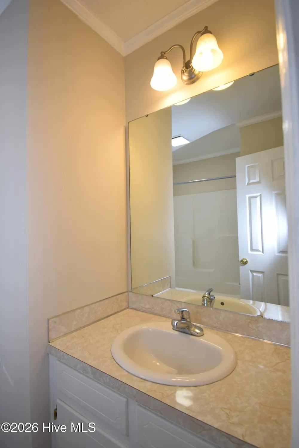 2380 Vineyard Drive #J1 Winterville, NC 28590