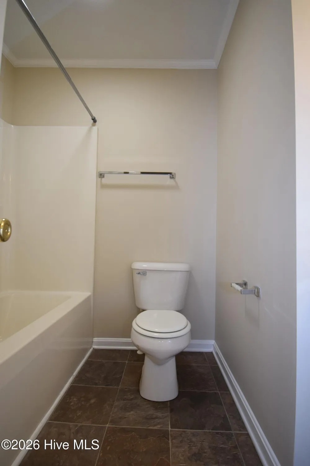 2380 Vineyard Drive #J1 Winterville, NC 28590