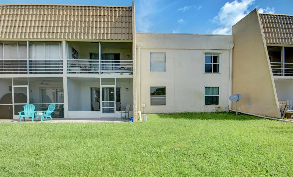 2700 Fiore Way #106 Delray Beach, FL 33445