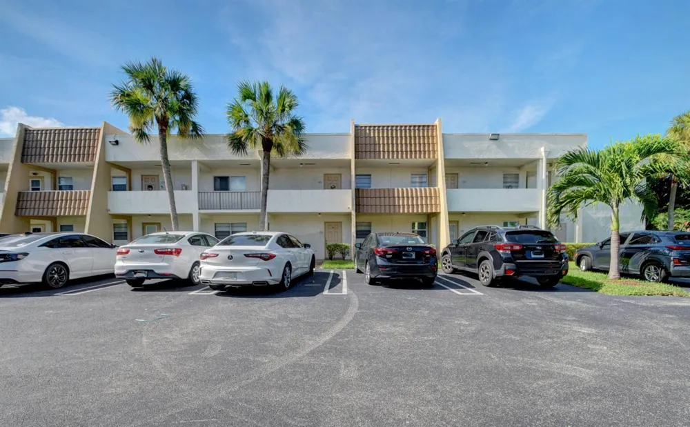 2700 Fiore Way #106 Delray Beach, FL 33445