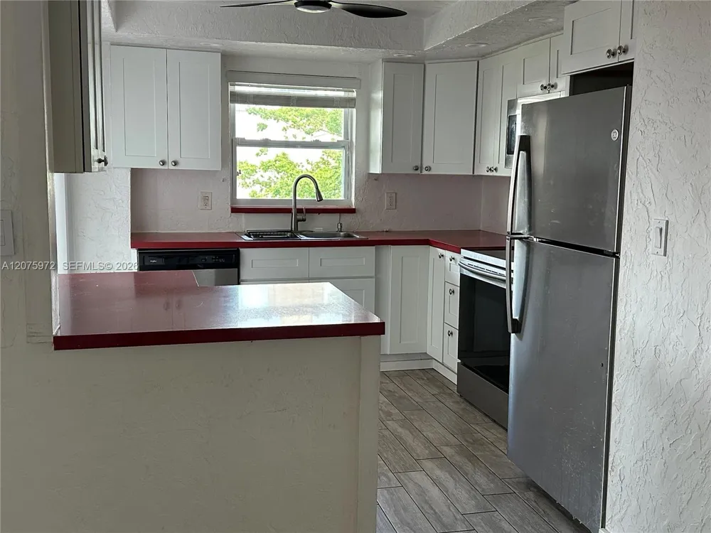 180 NE 12th Ave #17E Hallandale Beach, FL 33009