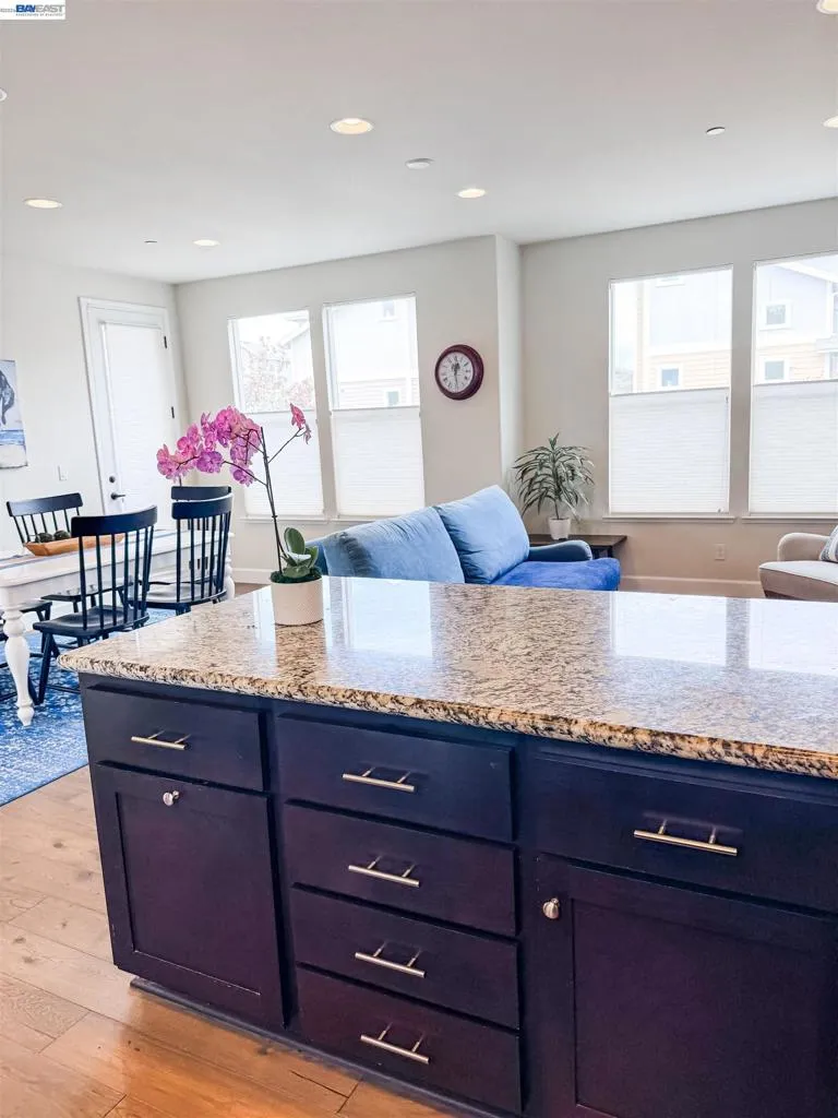 23314 Wilmot Cir Hayward, CA 94545
