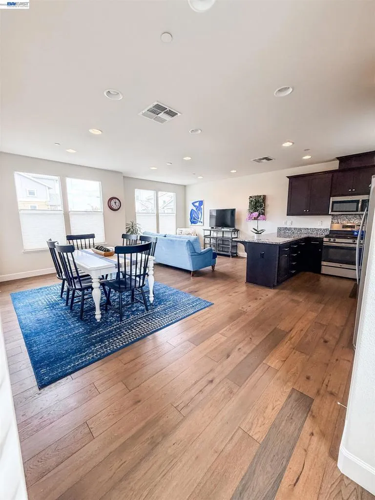 23314 Wilmot Cir Hayward, CA 94545