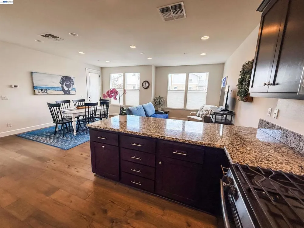 23314 Wilmot Cir Hayward, CA 94545