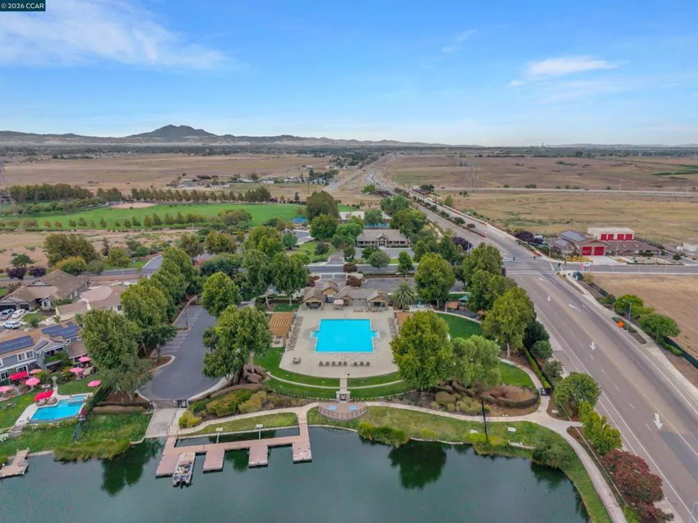 816 Pathfinder Oakley, CA 94561