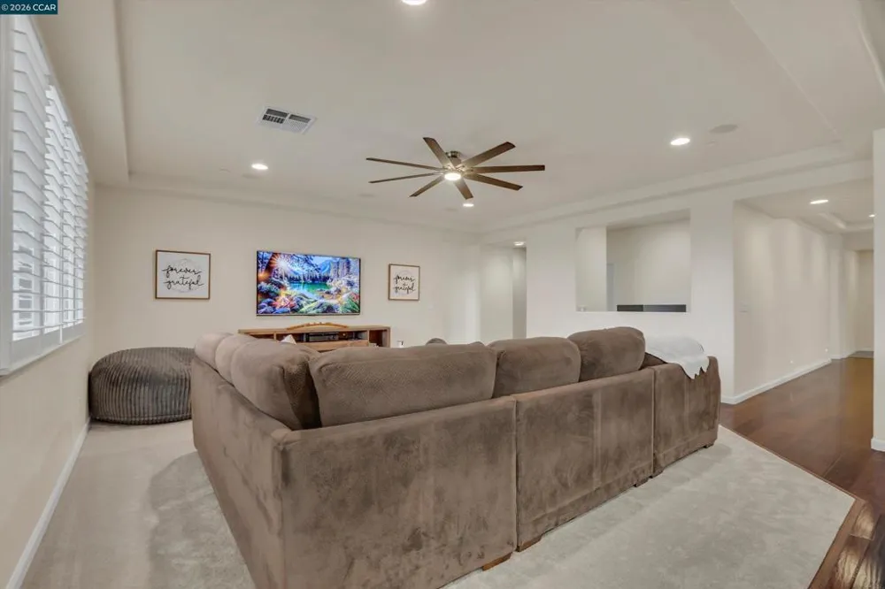 816 Pathfinder Oakley, CA 94561