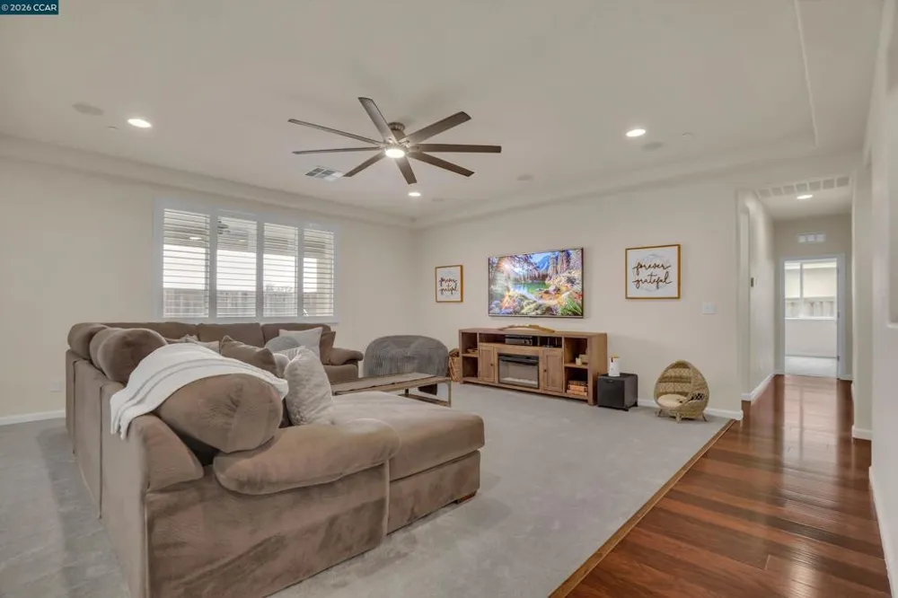 816 Pathfinder Oakley, CA 94561