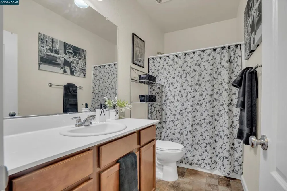 816 Pathfinder Oakley, CA 94561