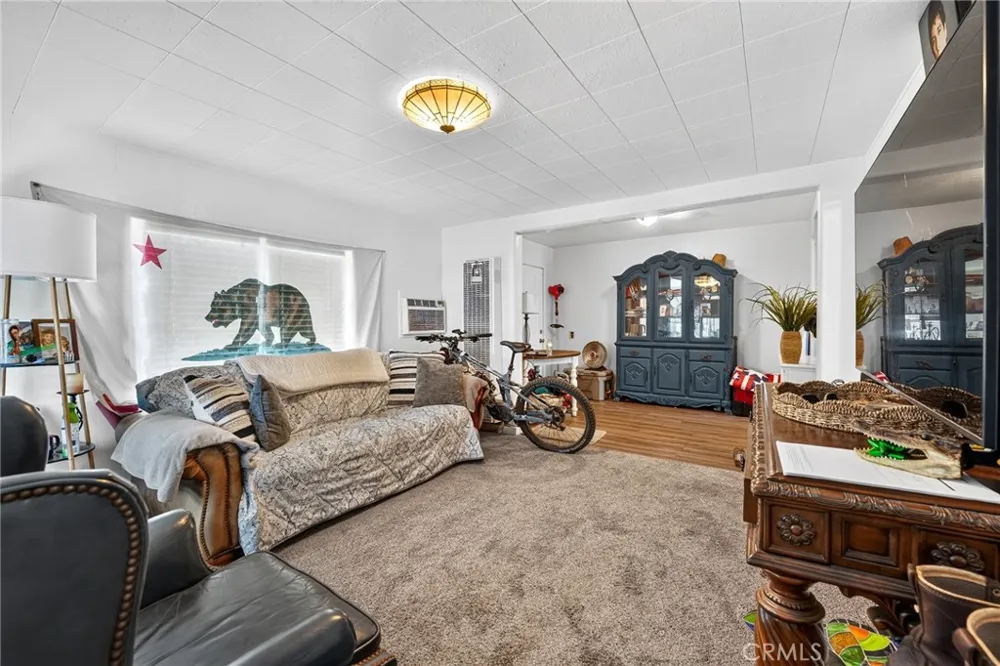 23762 Manzanita Drive Crestline, CA 92325