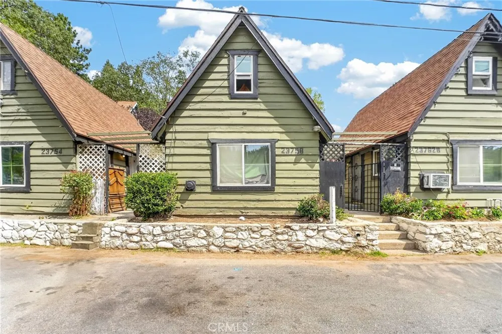 23762 Manzanita Drive Crestline, CA 92325