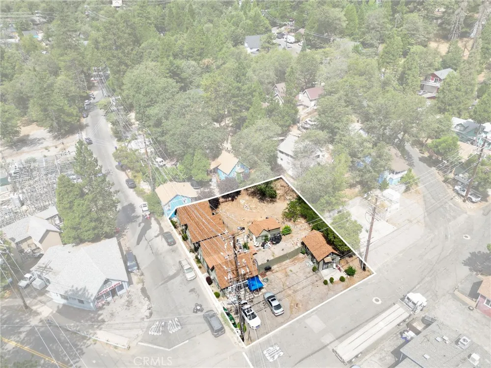 23762 Manzanita Drive Crestline, CA 92325
