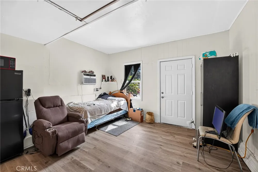 23762 Manzanita Drive Crestline, CA 92325
