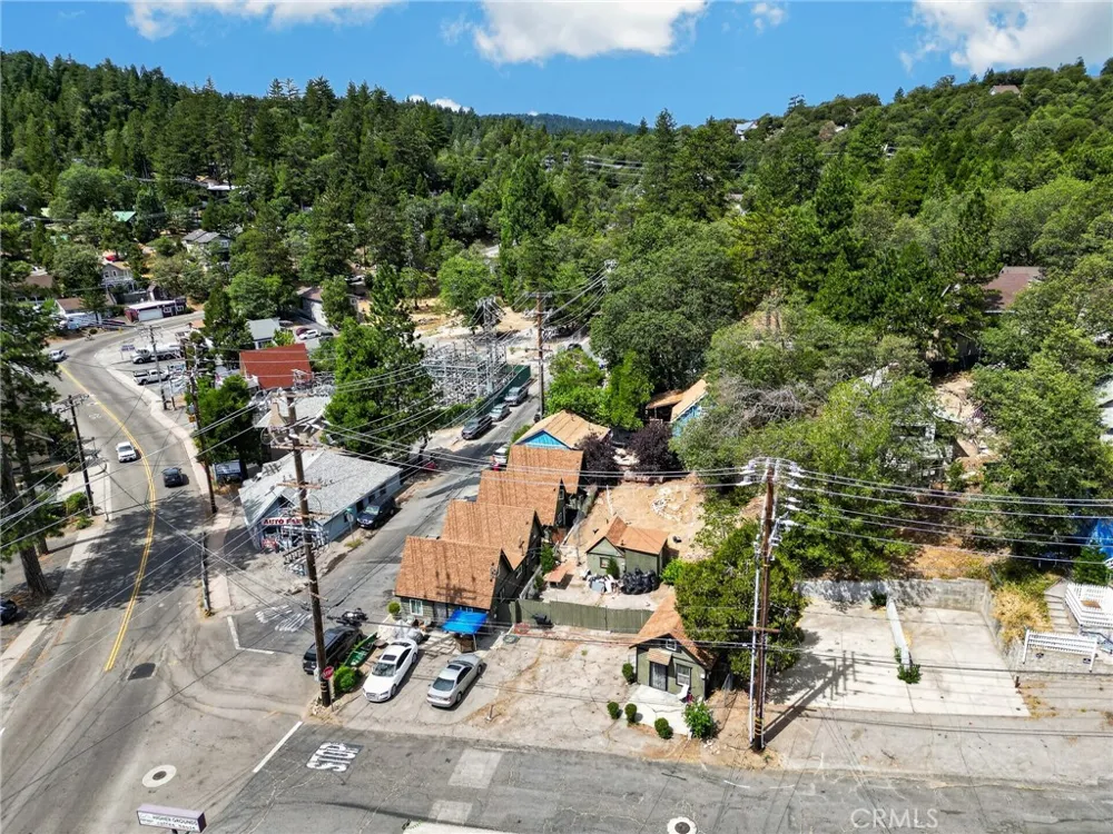 23762 Manzanita Drive Crestline, CA 92325