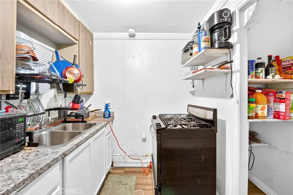 23762 Manzanita Drive Crestline, CA 92325