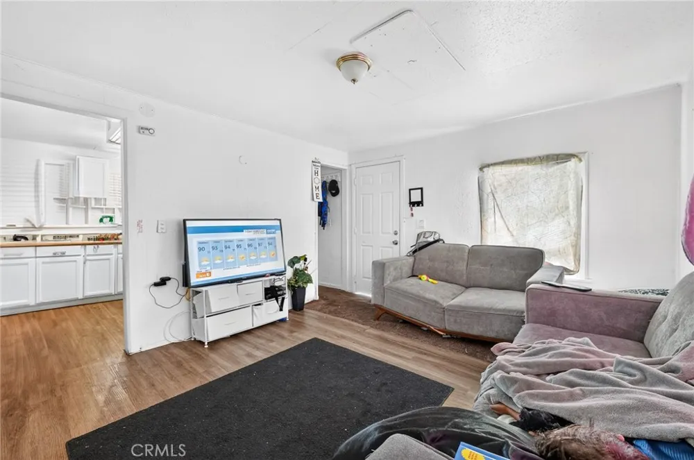 23762 Manzanita Drive Crestline, CA 92325