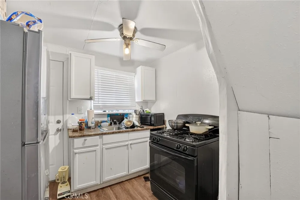 23762 Manzanita Drive Crestline, CA 92325