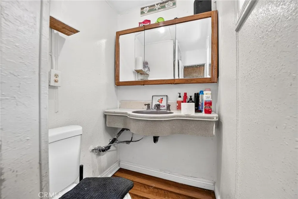 23762 Manzanita Drive Crestline, CA 92325