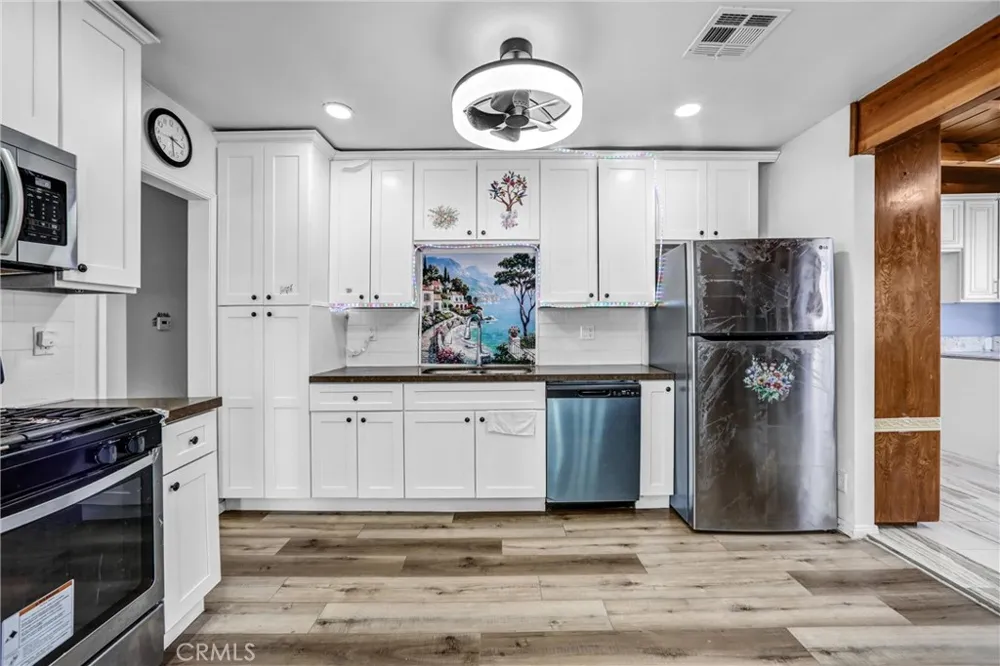 4308 Cloud Avenue La Crescenta, CA 91214