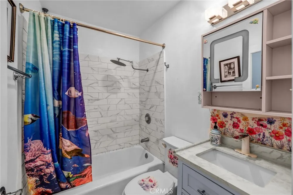4308 Cloud Avenue La Crescenta, CA 91214