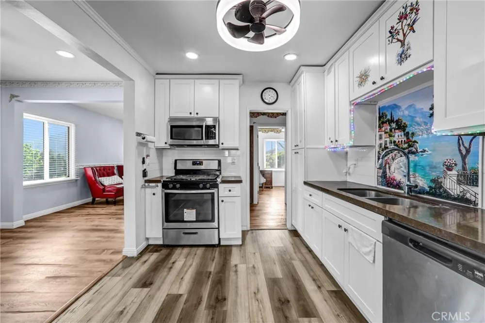 4308 Cloud Avenue La Crescenta, CA 91214