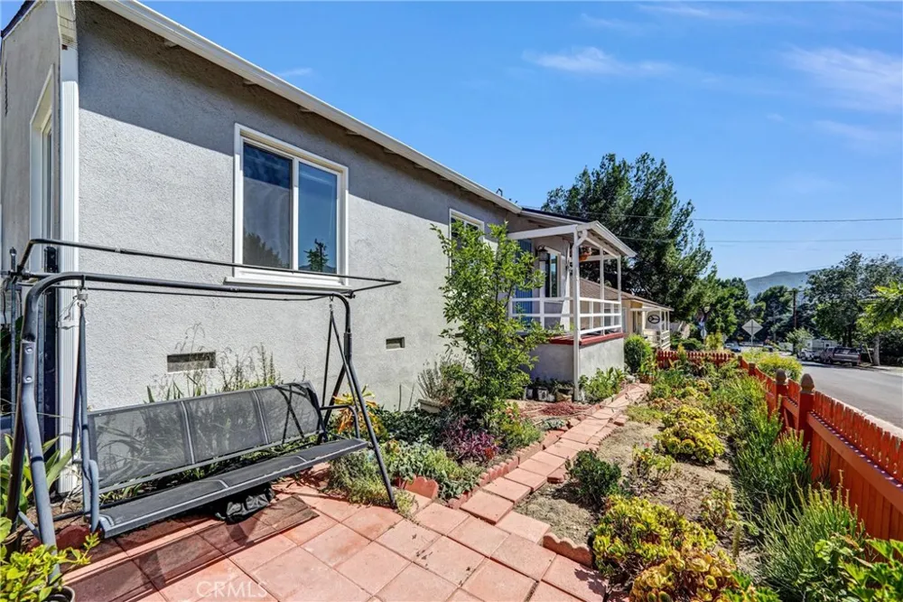 4308 Cloud Avenue La Crescenta, CA 91214