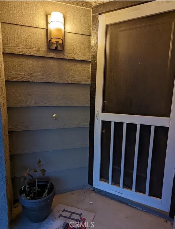 808 Atchison Colton, CA 92324